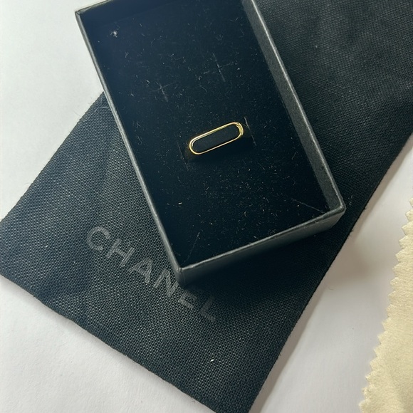 Dainty ring 316L Stainless Steel High Polish Onyx Signet Ring - Picture 11 of 12